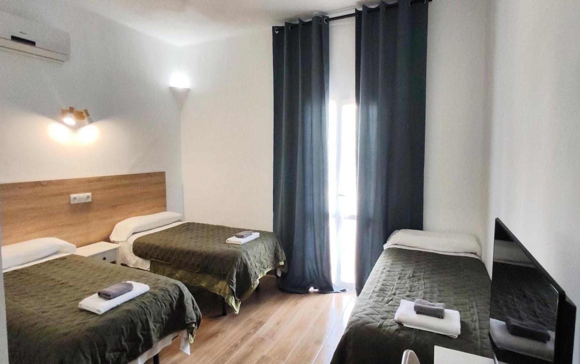 Hostal Oasis Dor Кала де Ор Экстерьер фото